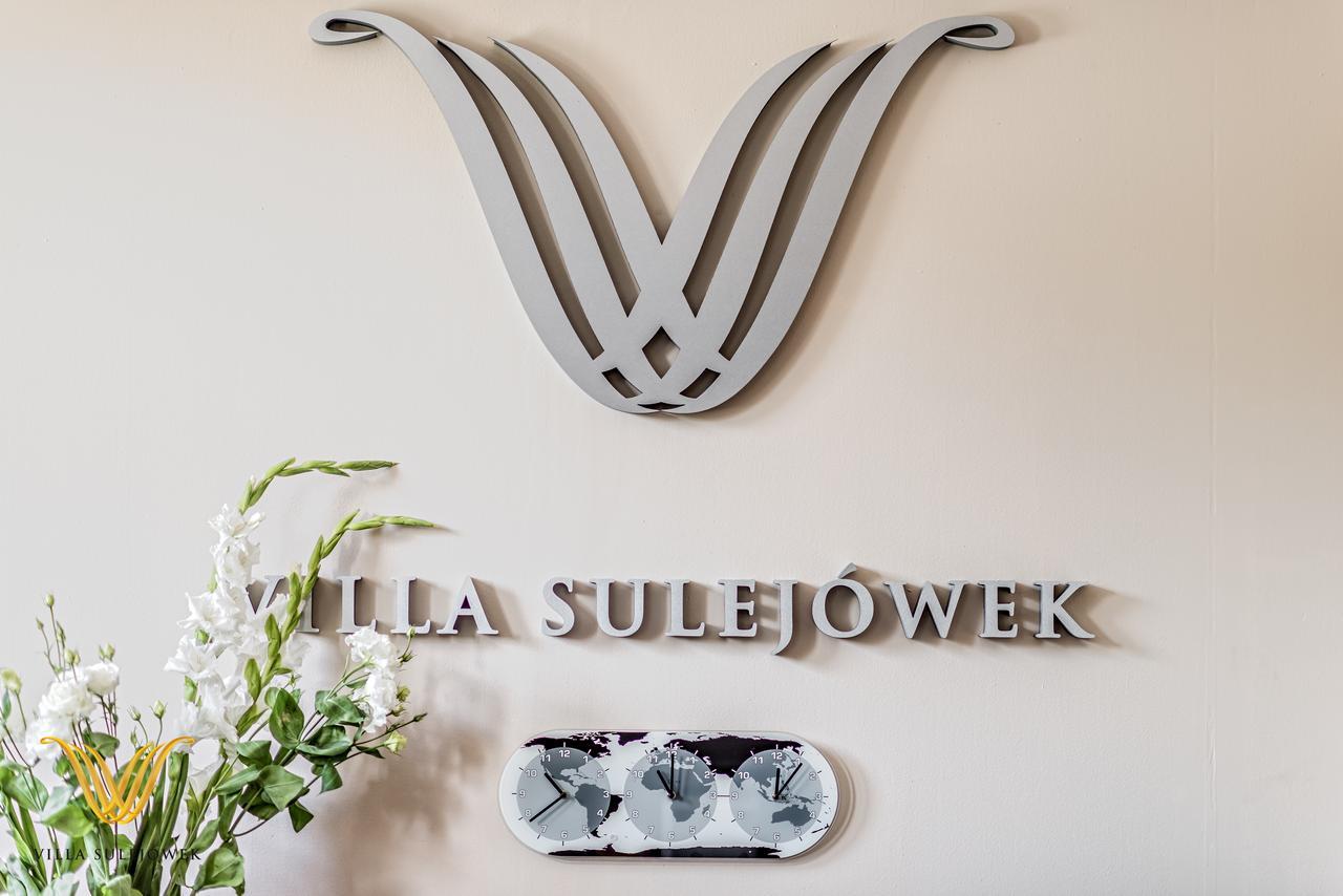 Villa Sulejówek Exteriör bild